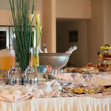 Ambassador Apartments Petrovac المظهر الخارجي الصورة